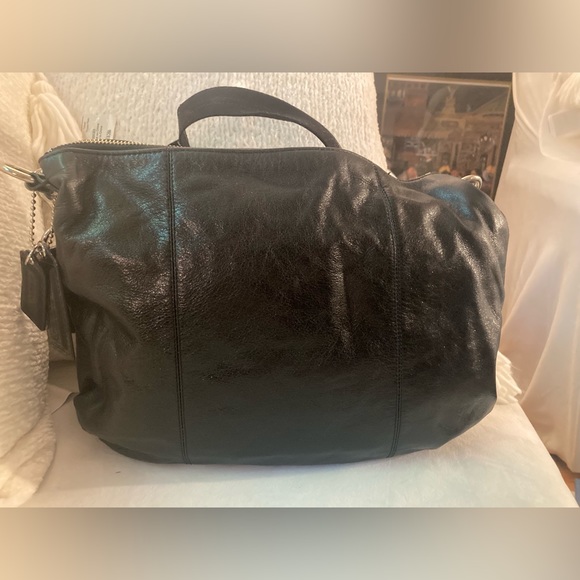 Coach large purse - Picture 4 of 4